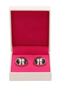 Shots Toys Ben Wa Balls - Medium Weight - Silver -Sex Shop shots toys ben wa balls medium weight silver 5